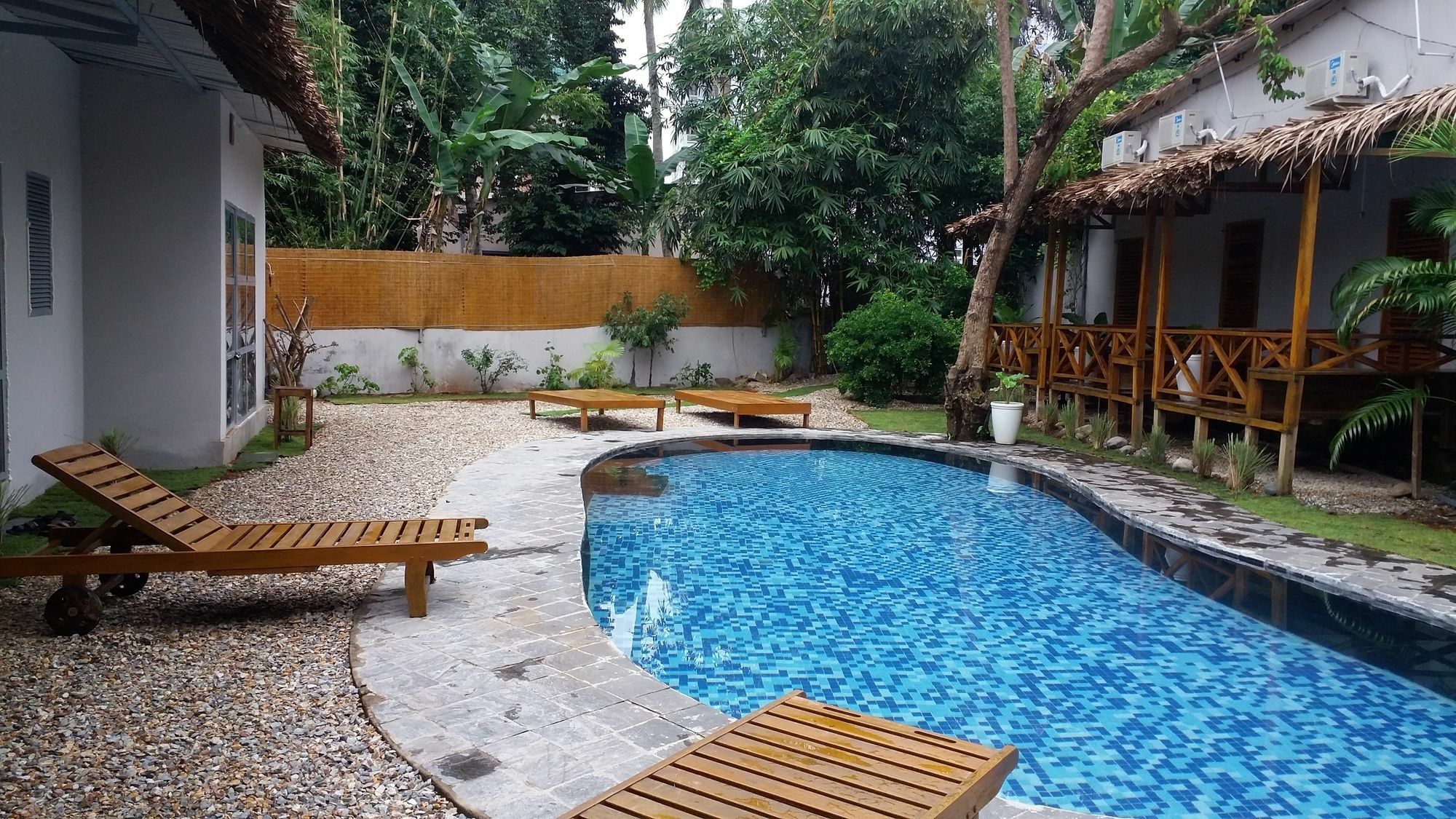 Langchia Hostel Phu Quoc Exteriör bild